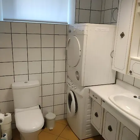 Apartment Koselig To Roms Leilighet